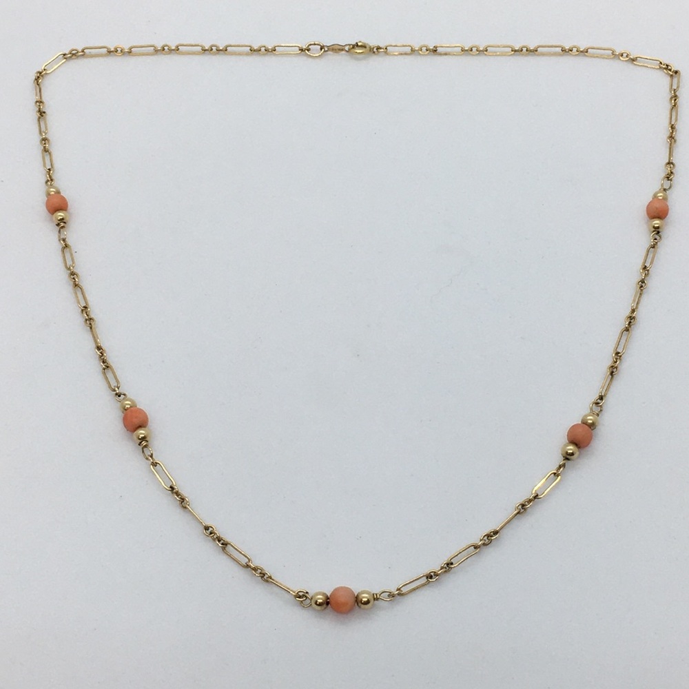 ☀️SALE☀️ Vintage 14k gold filled necklace with coral color beads